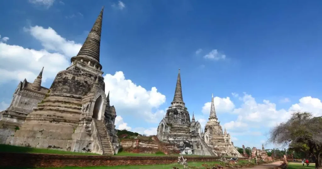 ruins of Ayutthaya -Things to Do in Ayutthaya 